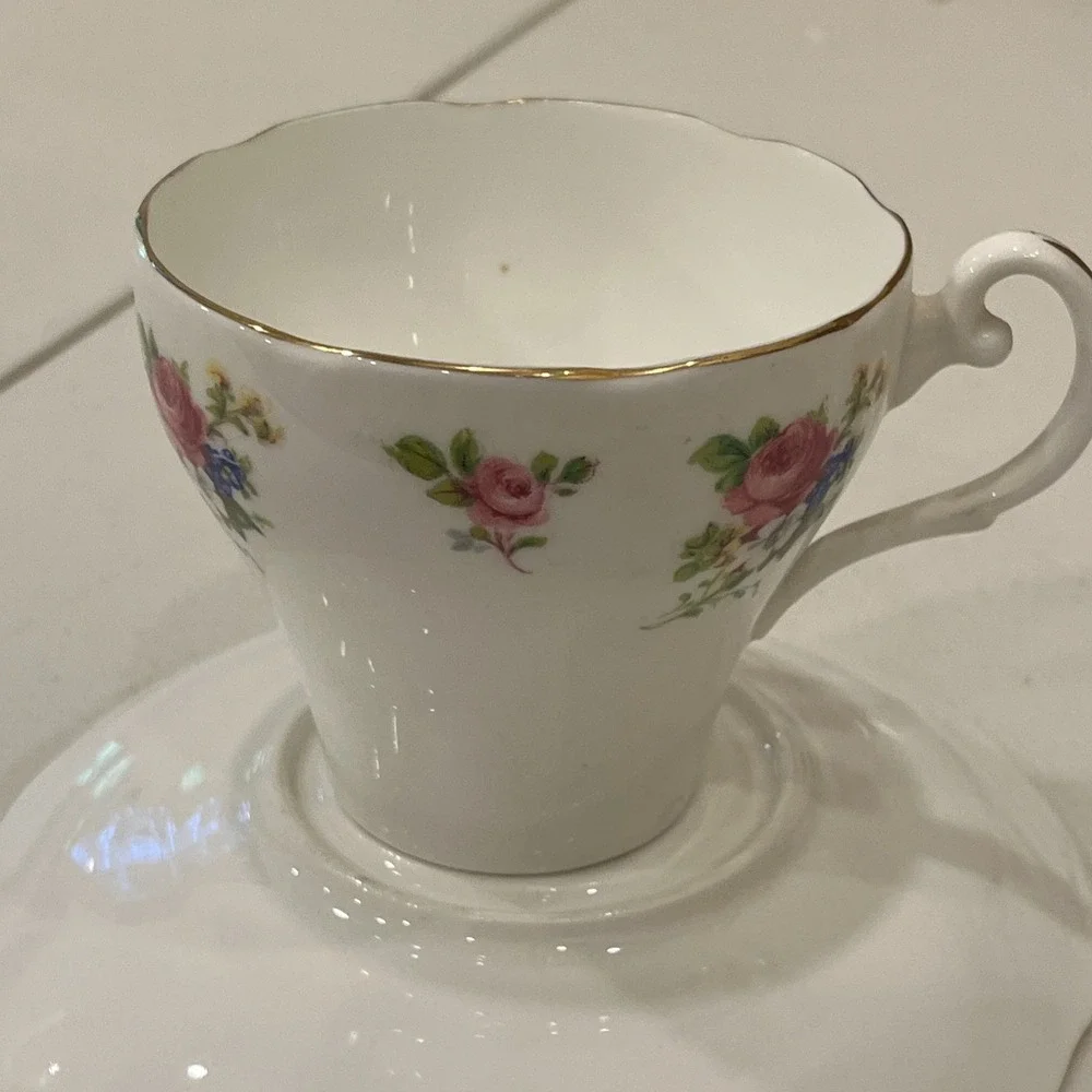 Adderley English Teacup Fine Bone China Teacup & Saucer Flowers Signed EUC